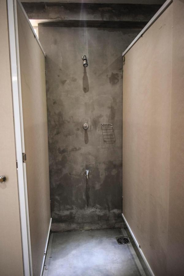 Bunk 15 Hiriketiya Vandrarhem Dikwella Exteriör bild